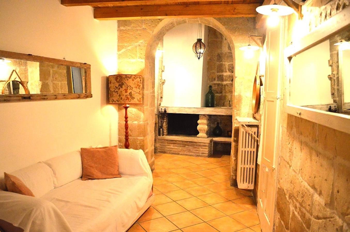 Apartamento Casa Nei Fiori Di Lecce Exterior foto